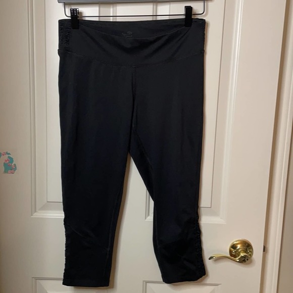 Champion yoga pants black medium - Picture 5 of 7